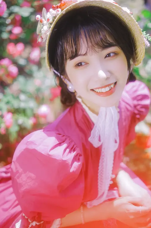 [艺图语] 2022.06.17 少女的裙摆 一只阿梦崽 - 艺图语